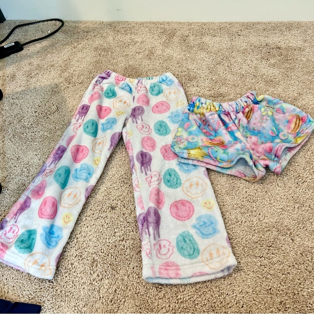 Dear Hannah Prep Girls‎ Pajama Pants/ Shorts Preppy Soft Lot of 2 Smiley Faces - Picture 7 of 10